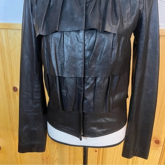 Diane Von Furstenberg Cupcake Tiered Ruffle Leather Bomber Jacket Sz-4 - Picture 3 of 9